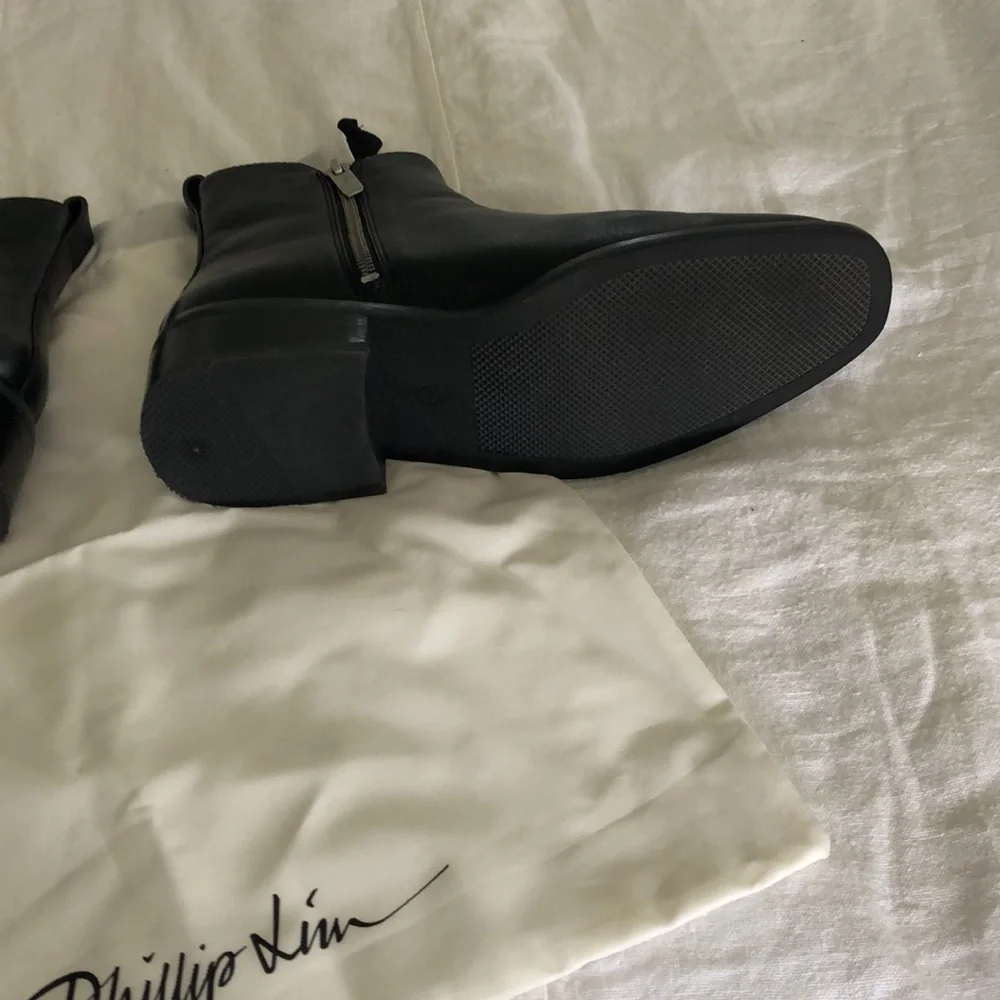 Phillip Lim Alexa Ankle Boot. Size 9.5. Black. - Picture 5 of 9